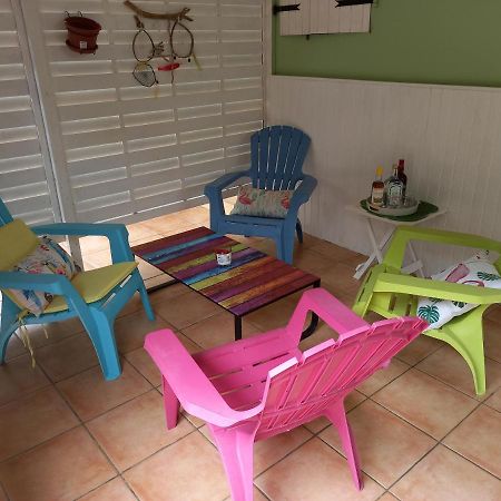 Bel Appartement - Proche Des Plages De Sainte Anne Bagian luar foto