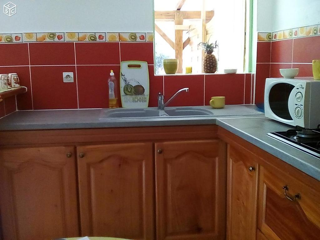 Bel Appartement - Proche Des Plages De Sainte Anne Bagian luar foto