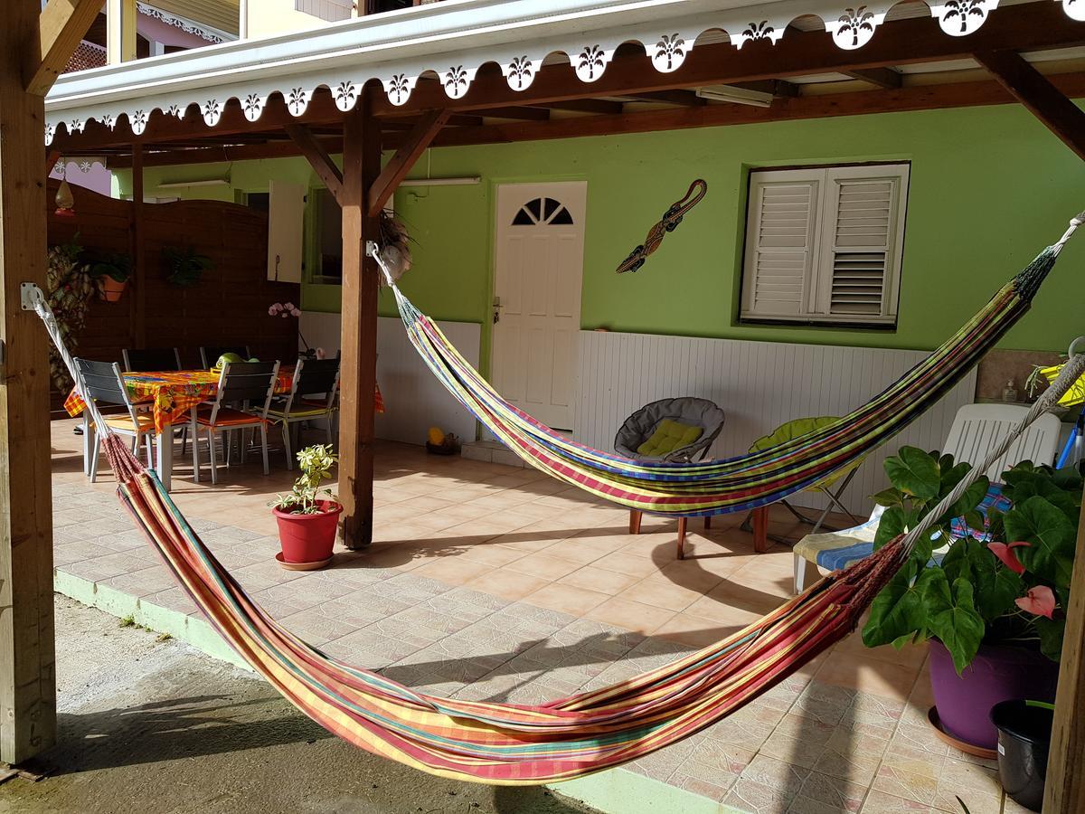 Bel Appartement - Proche Des Plages De Sainte Anne Bagian luar foto